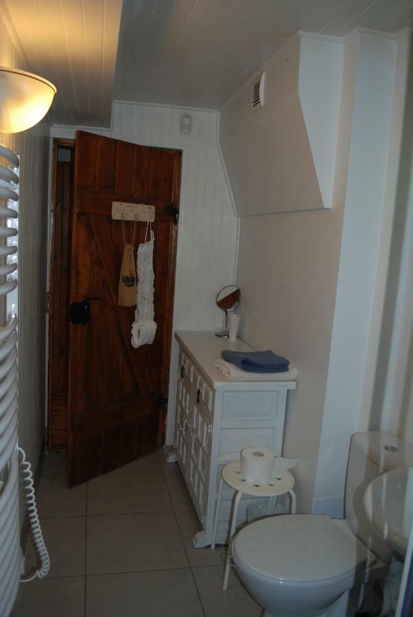 Villa Dom Pod Klonem Na Kaszubach Kościerzyna Exterior foto